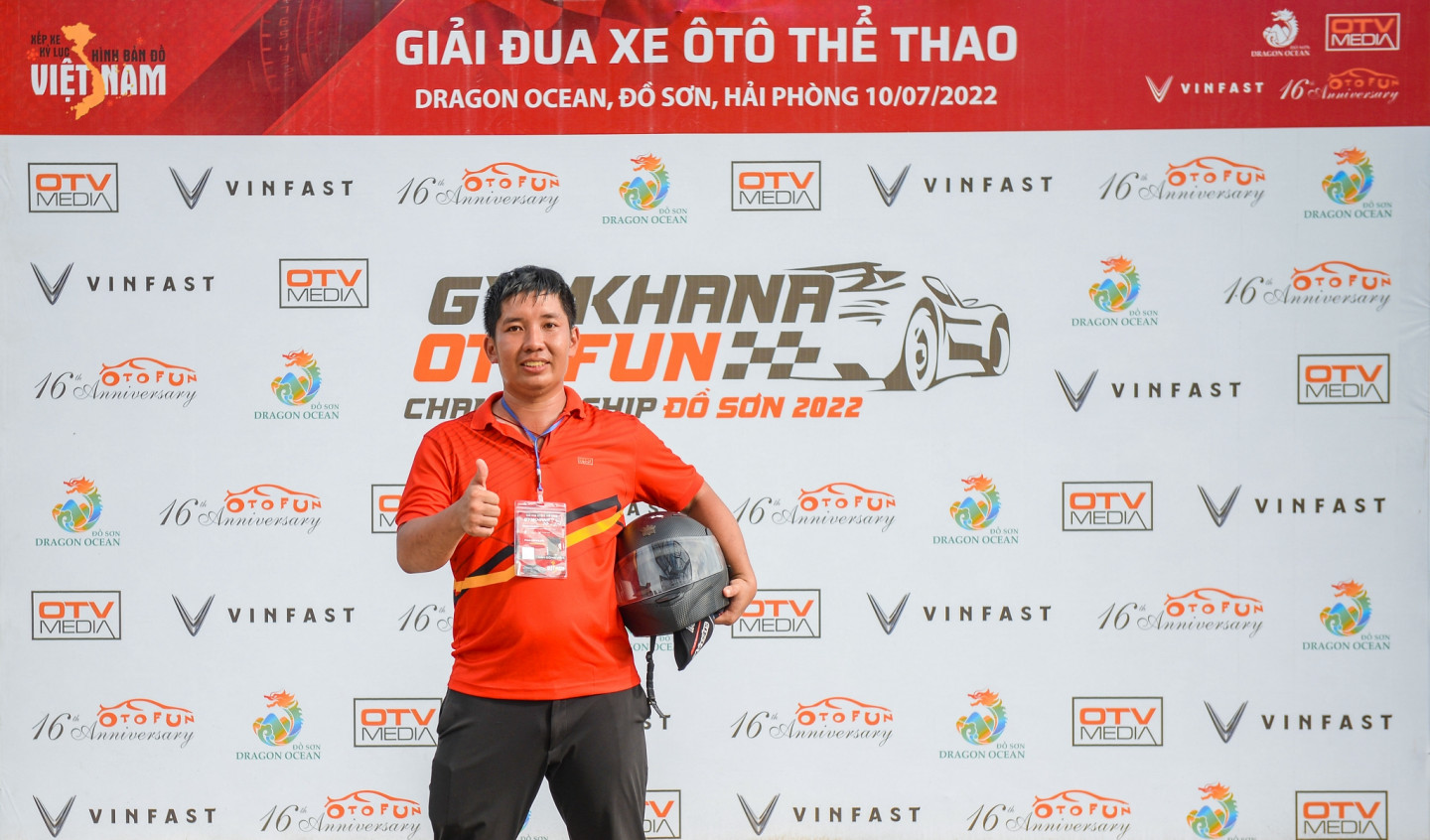 VĐV Nguyễn Văn Việt giành giải Nhì và VĐV Phạm Quốc Huy đã giành giải Ba.